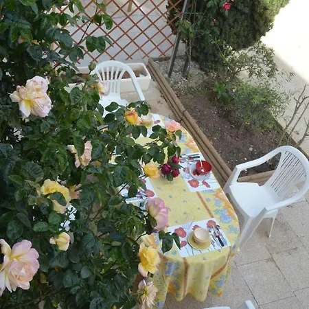 Gtes Aux Portes De Leure Les Coquelicots 弗农